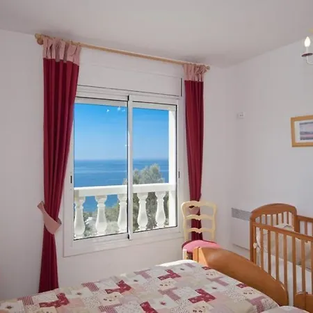 Vila Club Villamar - Claire