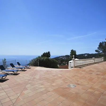 Club Villamar - Claire Vila